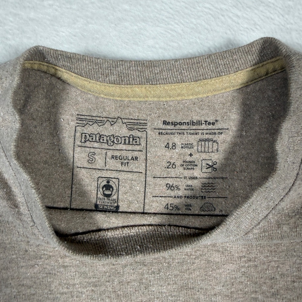 Patagonia Responsibili Tee T Shirt Mens Small Regular Fit Tan Short Sleeve - Picture 4 of 7